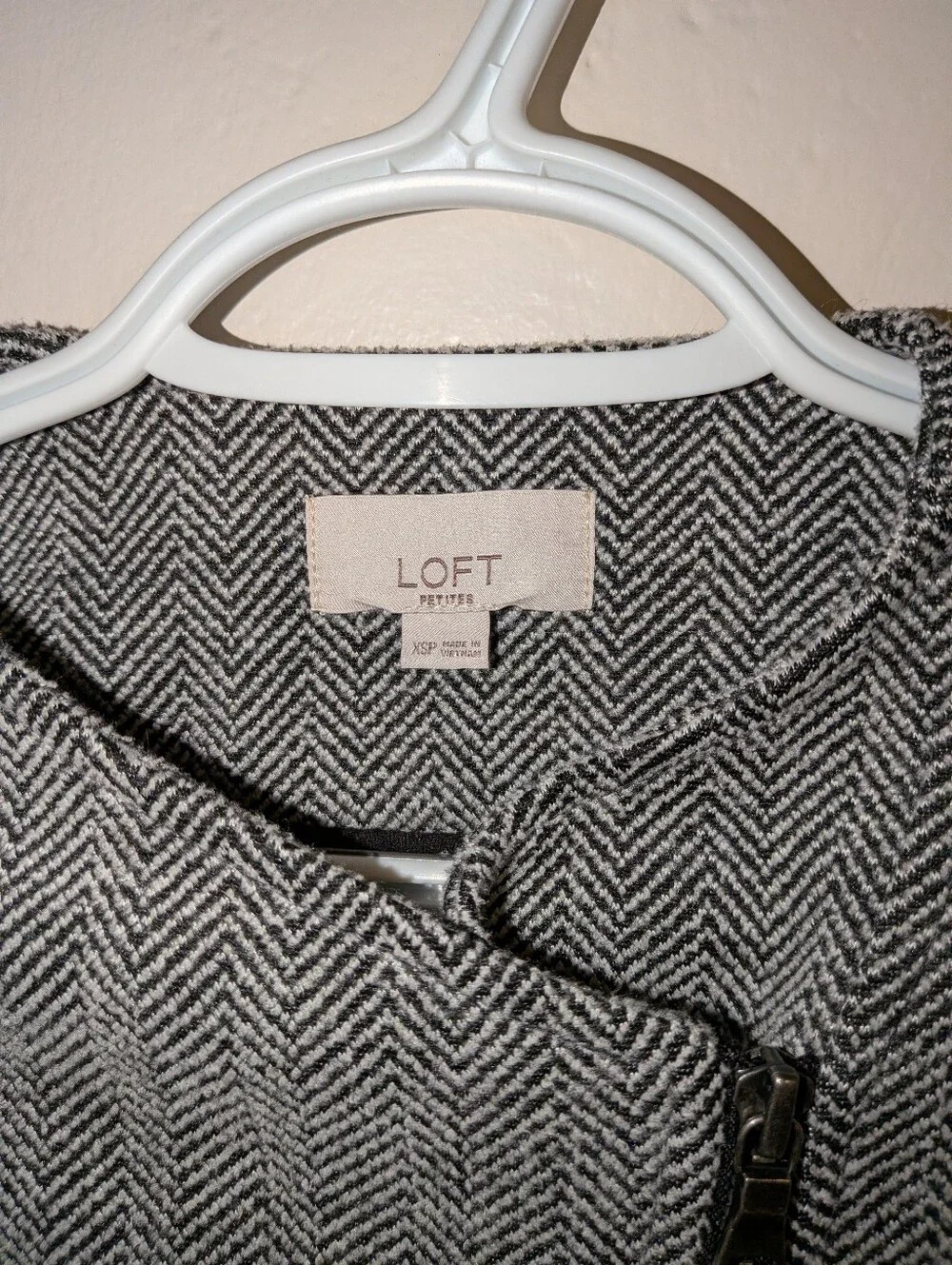 LOFT structured herringbone
